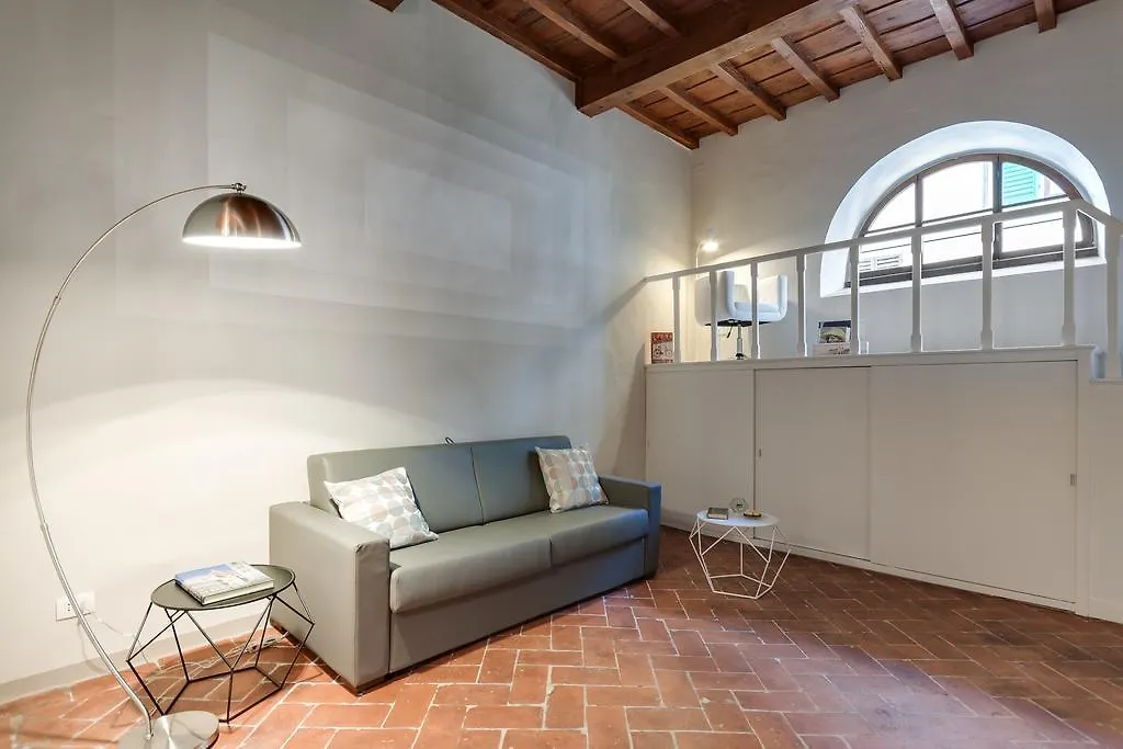 Macci Courtyard Apartment Florence